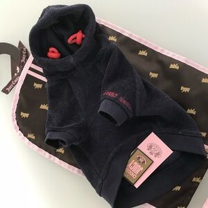 Juicy Couture Blue Hoodie.
100% authentic, comes with hanger and garment bag.